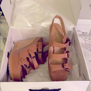 Nine West Tan Triple-Buckle Wedge Sandals